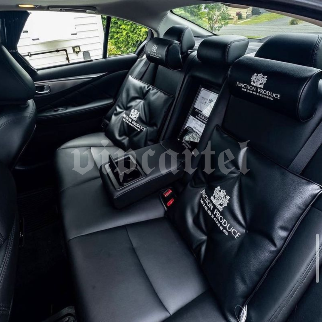 Junction Produce Black Comfort Cushion