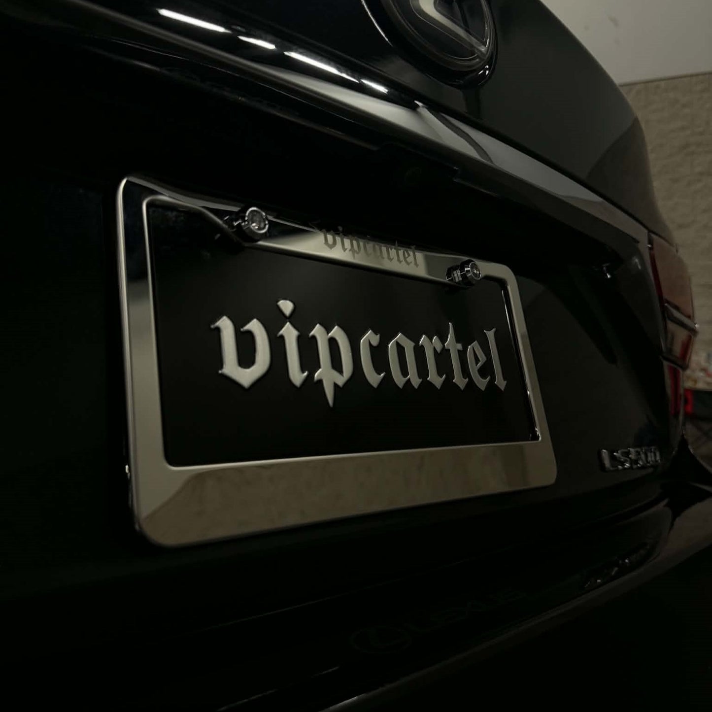 12" Metal License Plate Frame V1